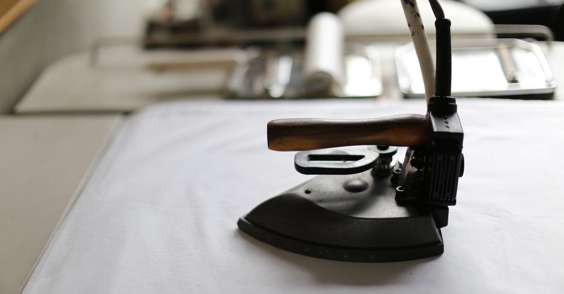 クリーニング屋さんのアイロン写真 小笠原富美子 Note クリーニング屋さんのアイロン写真 小笠原富美子 Note