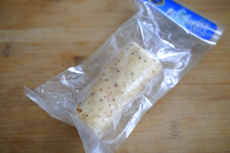 ポークリエットを添えた長芋のステーキの作り方 樋口直哉 Travelingfoodlab Note ポークリエットを添えた長芋のステーキの作り方 樋口直哉 Travelingfoodlab Note