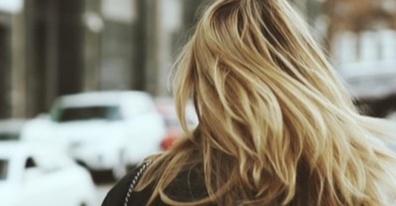 髪が細くなる原因と改善方法１から教えます 鈴木謙太郎 Red 美容室 Note