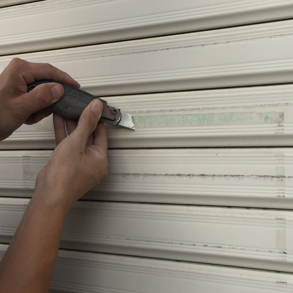 シャッターに絵を描く アユミ 絵描き Note