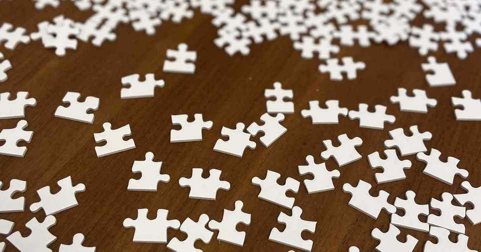 宇宙飛行士選抜試験 白いジグソーパズル 株式会社スウィングマン すいんぐまん Note