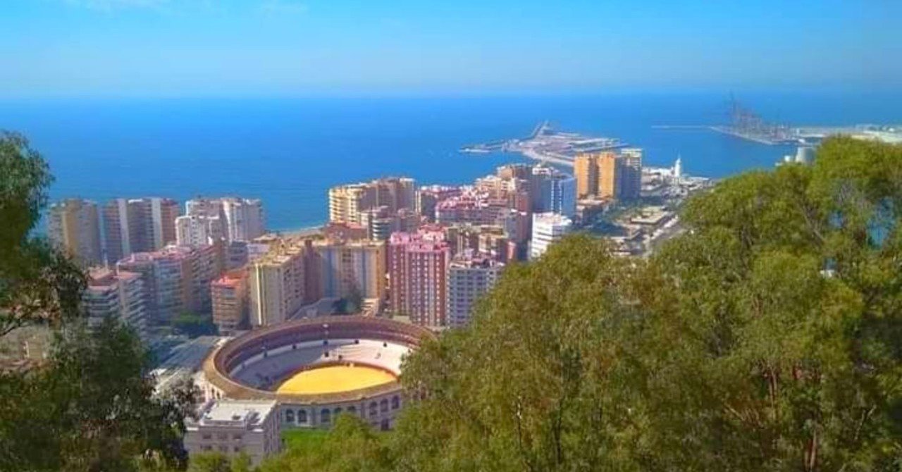 １分間でスペイン旅行 40 画家パブロ ピカソの出身地として有名なアンダルシア地方の街 マラガ 18年8月に滞在 スペイン放浪生活 10年 Note