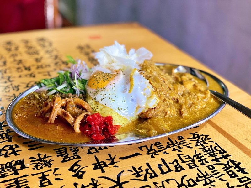 カオスすぎる 静岡の元アダルトショップなカツカレー屋 ジャイアン が強烈すぎた 体験レビュー りょうかん Note