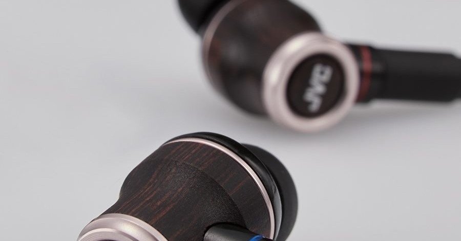 ビクター製イヤホンを10年間使い続けた私がオススメする最強の