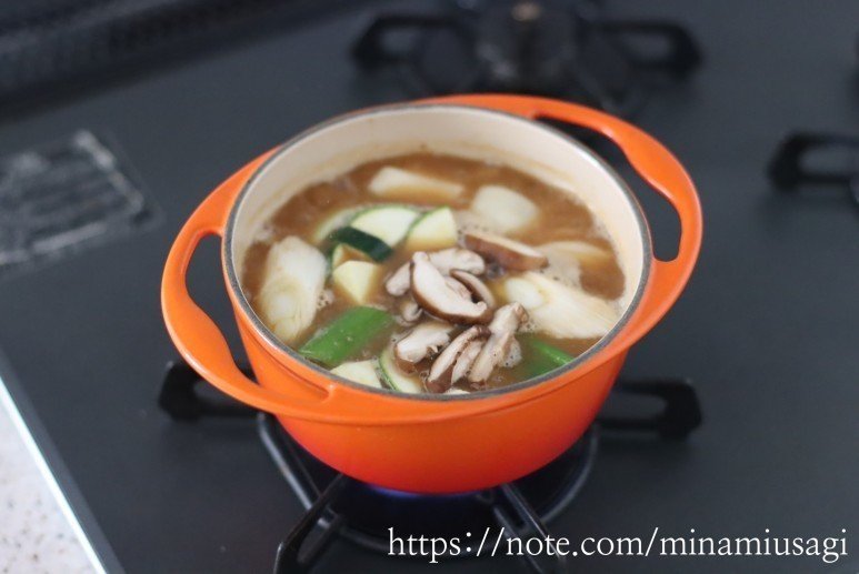 レシピつき 素朴なおふくろの味 テンジャンチゲ 된장찌개 ドラマ サイコだけど大丈夫 について 3 南うさぎ 美味しい韓国ドラマ K Contentsをもっと愉しむ Note レシピつき 素朴なおふくろの味 テンジャンチゲ 된장찌개 ドラマ サイコだけど大丈夫 について 3 南うさぎ 美味しい韓国ドラマ K Contentsをもっと愉しむ Note