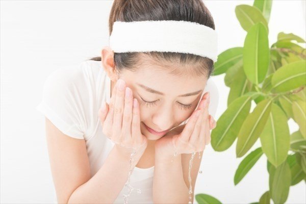 角栓抜いた後 毛穴がぽっかり 早く戻すにはどうしたらいいの 美容ライターまめ Note 角栓抜いた後 毛穴がぽっかり 早く戻すにはどうしたらいいの 美容ライターまめ Note