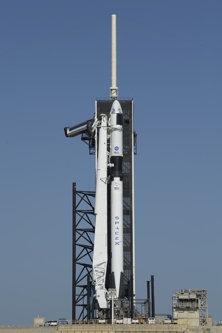 11月に日本人宇宙飛行士野口聡一さんを宇宙の旅へ誘う Falcon9 11月に日本人宇宙飛行士野口聡一さんを宇宙の旅へ誘う Falcon9