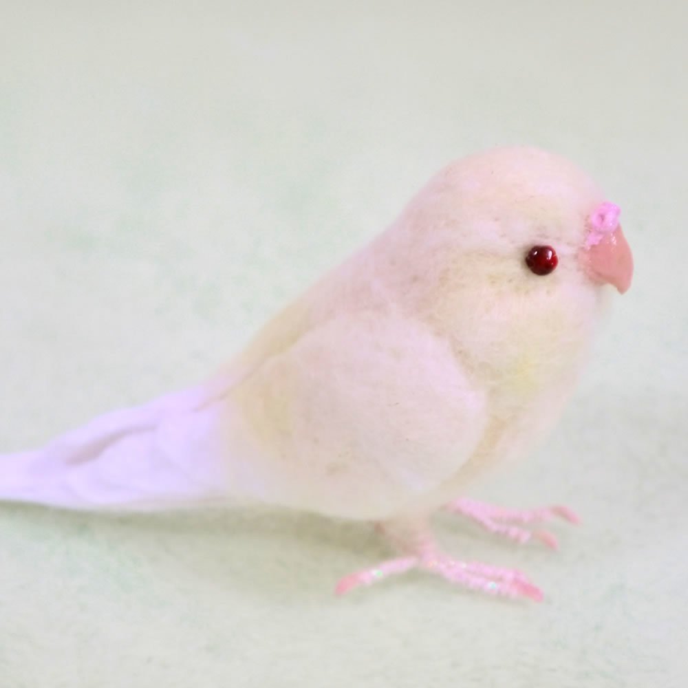 かわいいピンク色の小鳥｜手作りの小鳥hato*hana（はと はな）