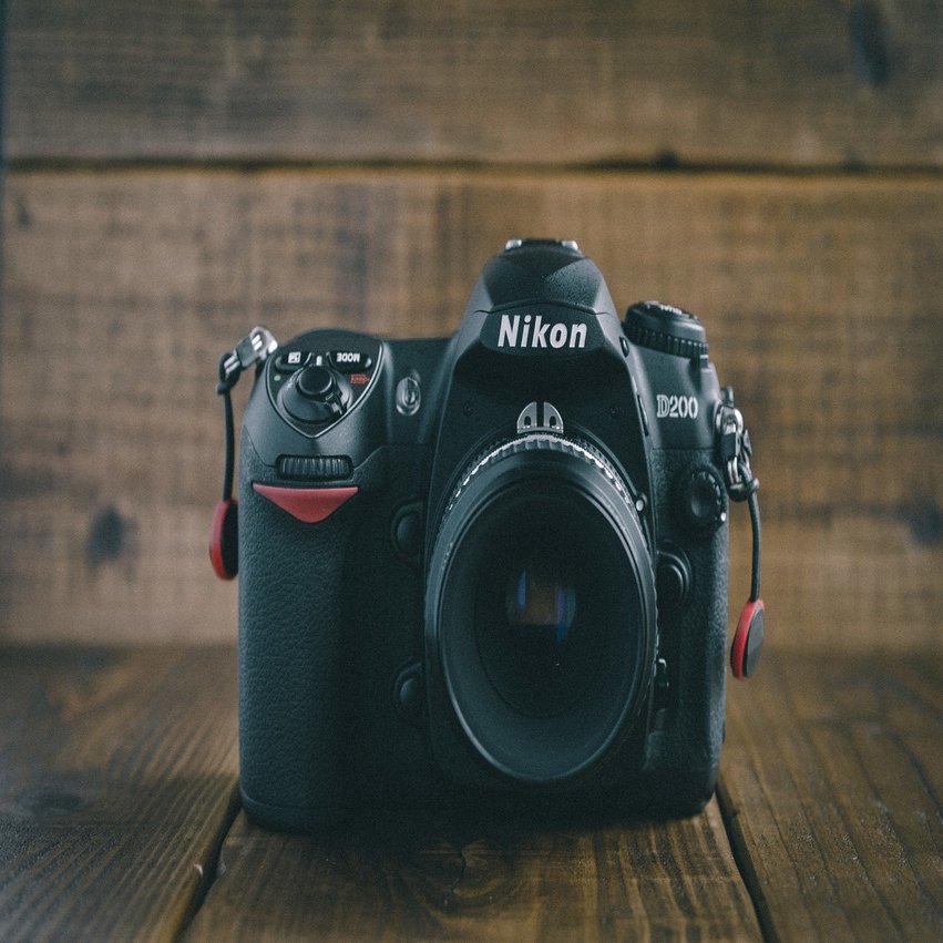 違いがわかる男」になりたい…Vol.5 デジタル一眼レフの名機 「Nikon