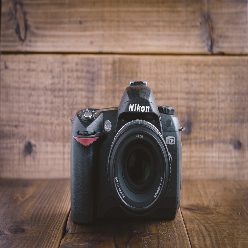 違いがわかる男」になりたい…Vol.5 デジタル一眼レフの名機 「Nikon