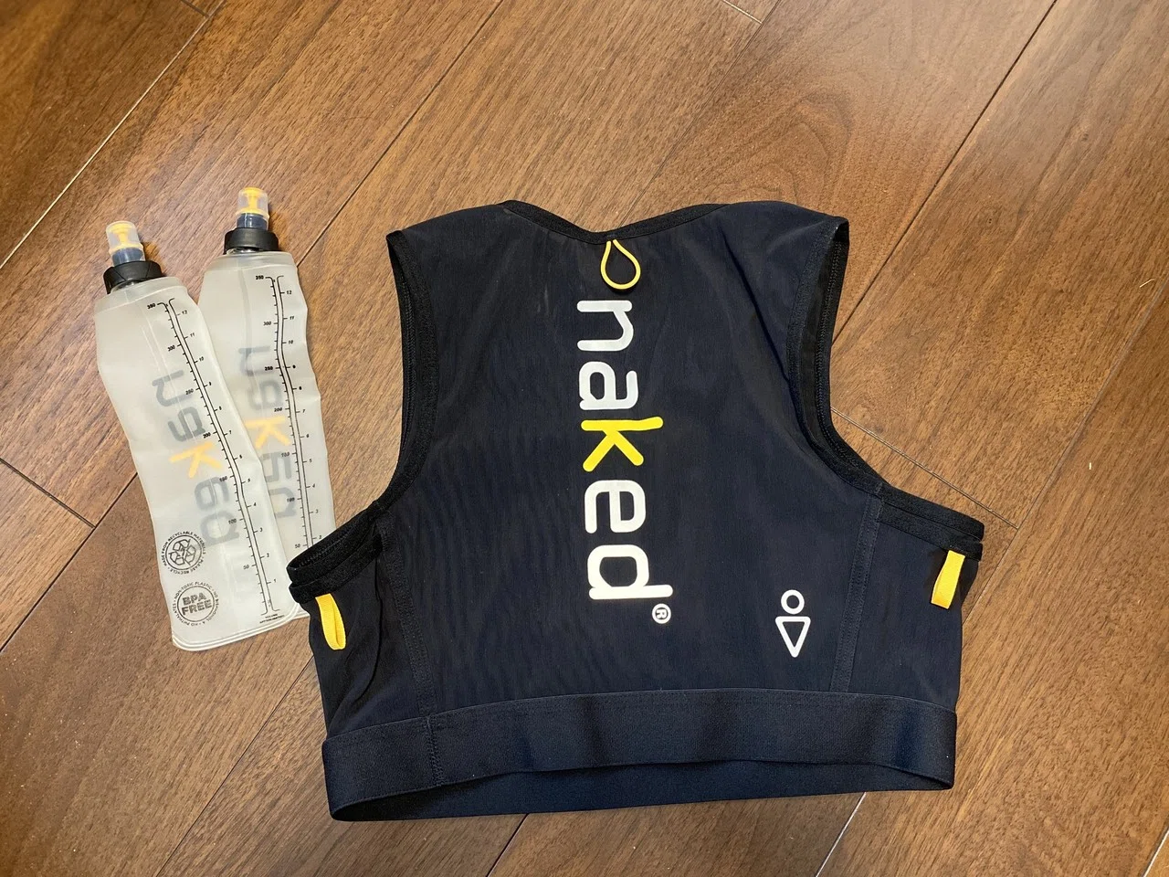 Naked Running Vest｜宮地藤雄(みやちふじお)