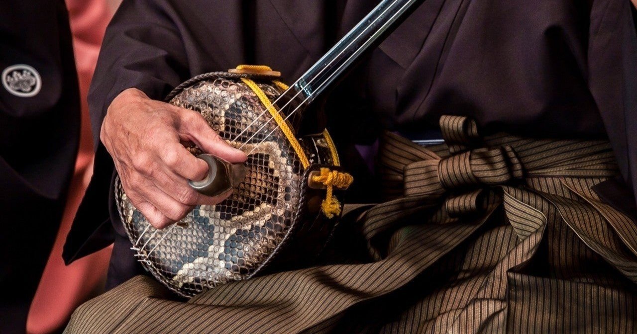 理想の三線探偵団04】 人工皮の音が一瞬で ”本皮一枚張り” の音に