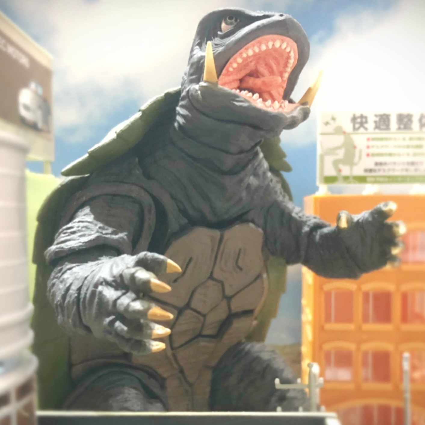 太田克史×中島望×林田球で送るB級バイオレンスダークヒーロー恋愛