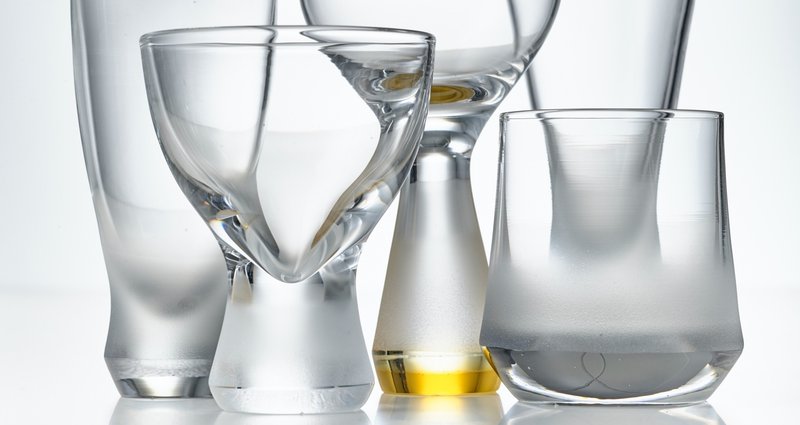 トマト　キムドンヒ　ガラス 富山アイコニック - キムドンヒ｜富山ガラスBOOK｜note