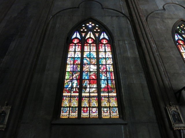 The Basílica Menor de San Sebastián, サンセバスチャン教会