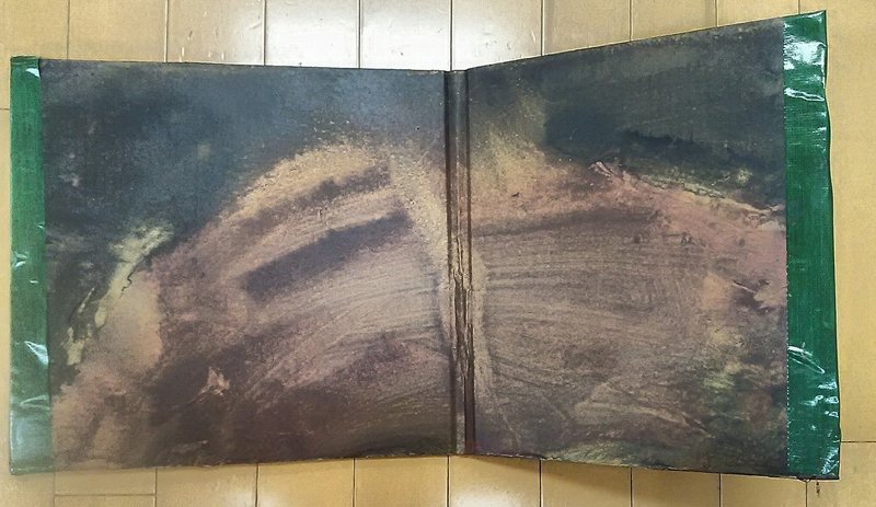 黒く塗りつぶすのは 心配ですか アートで遊びながら こどもの世界を見つけよう アートあそびラボ Note 黒く塗りつぶすのは 心配ですか アートで遊びながら こどもの世界を見つけよう アートあそびラボ Note