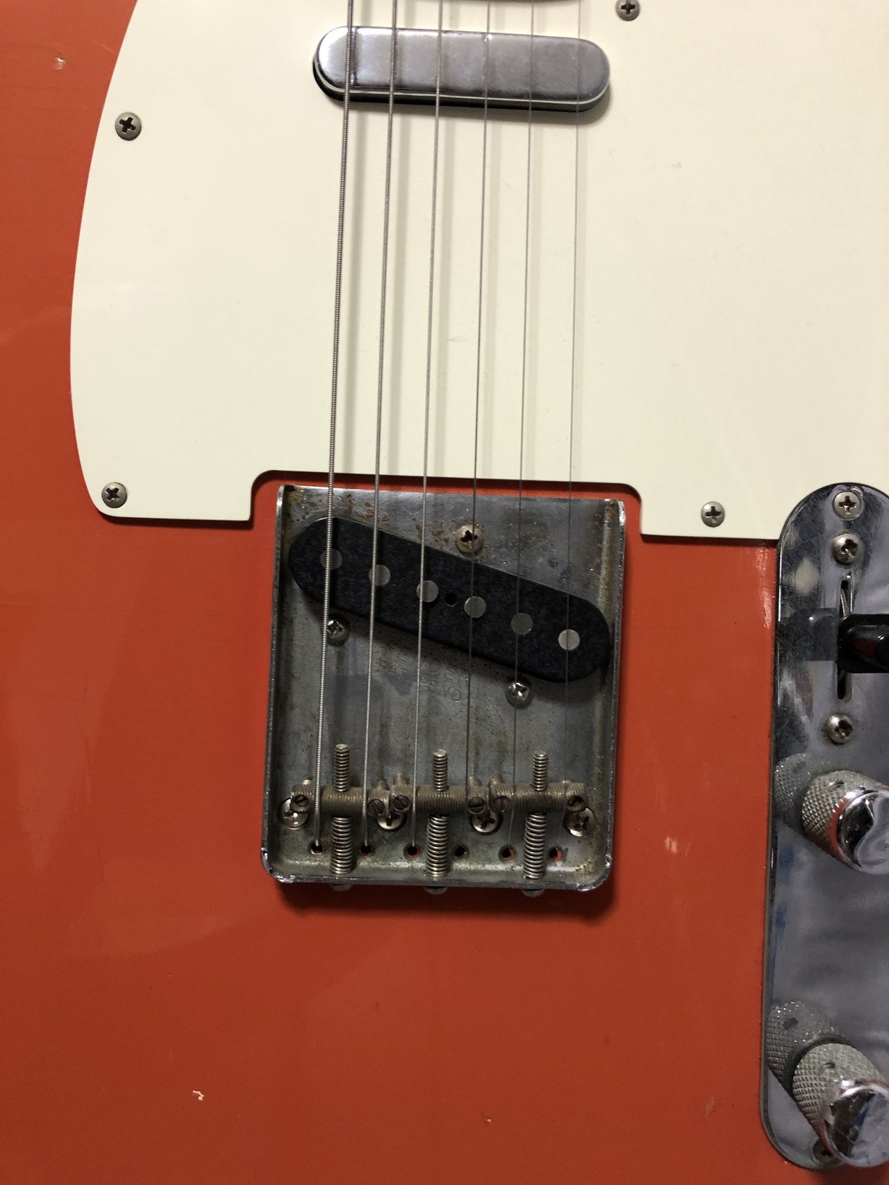 fender サドル Fender LEAD Seriesのブリッジ・サドル色々｜田村六蔵
