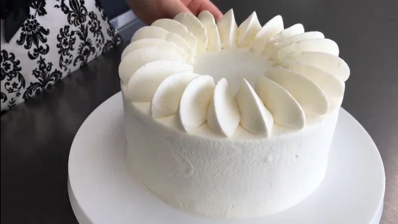 ケーキの生クリーム絞り ノリノリ Note