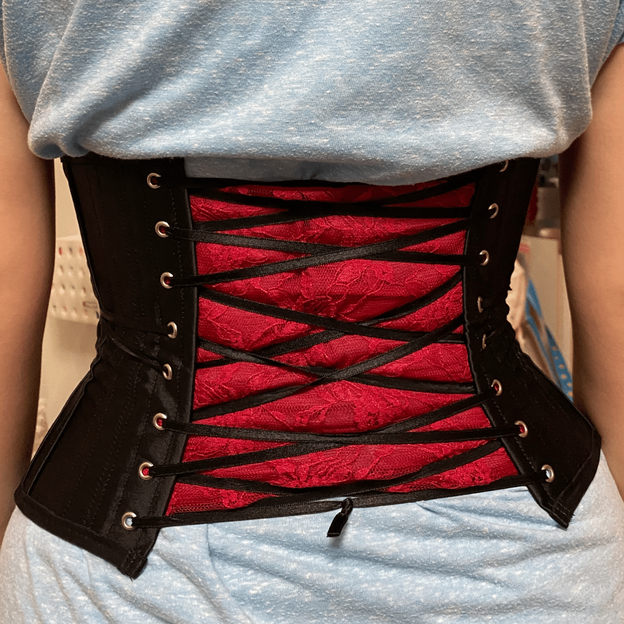 元鈴木さんのコルセット日記〜1日目〜｜りな