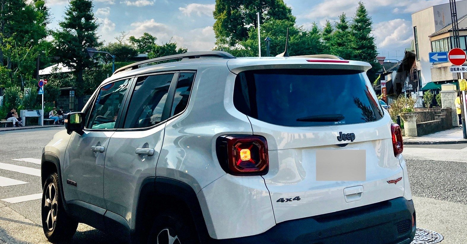 Jeepレネゲード 坂道発進で一瞬下がる問題を考えてみた コミネタカヒロ Kommy Base Note Jeepレネゲード 坂道発進で一瞬下がる問題を考えてみた コミネタカヒロ Kommy Base Note