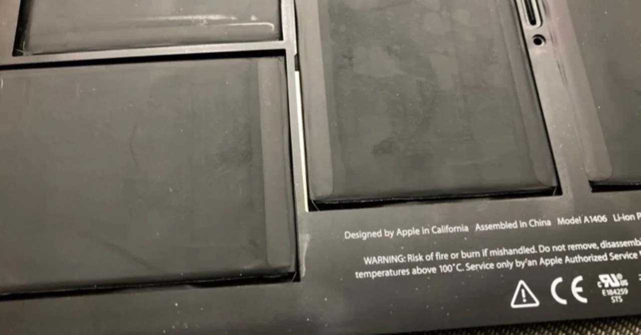 Mac Book Airのバッテリーを交換した話｜Shinya