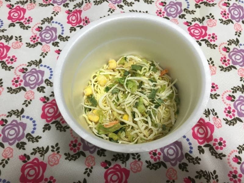 スーパーカップミニ もやしみそラーメンをそのまま食べる話 Daikai6 Note