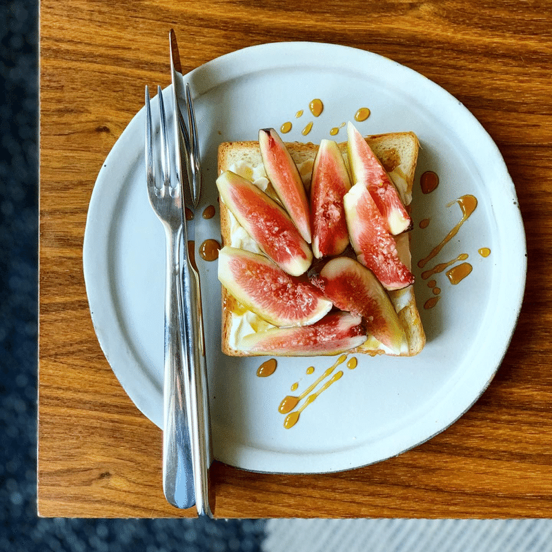 無花果とマスカルポーネのオープンサンド みずのさちこ Note