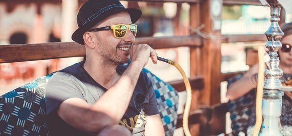 水タバコと電子タバコの違いって 電子タバコがおすすめな理由 Beyondvapejapan Note 水タバコと電子タバコの違いって 電子タバコがおすすめな理由 Beyondvapejapan Note