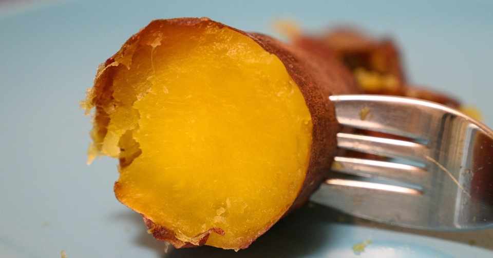 炊飯器で焼き芋を作ってみたら思い出したこと ぴっぴ Note