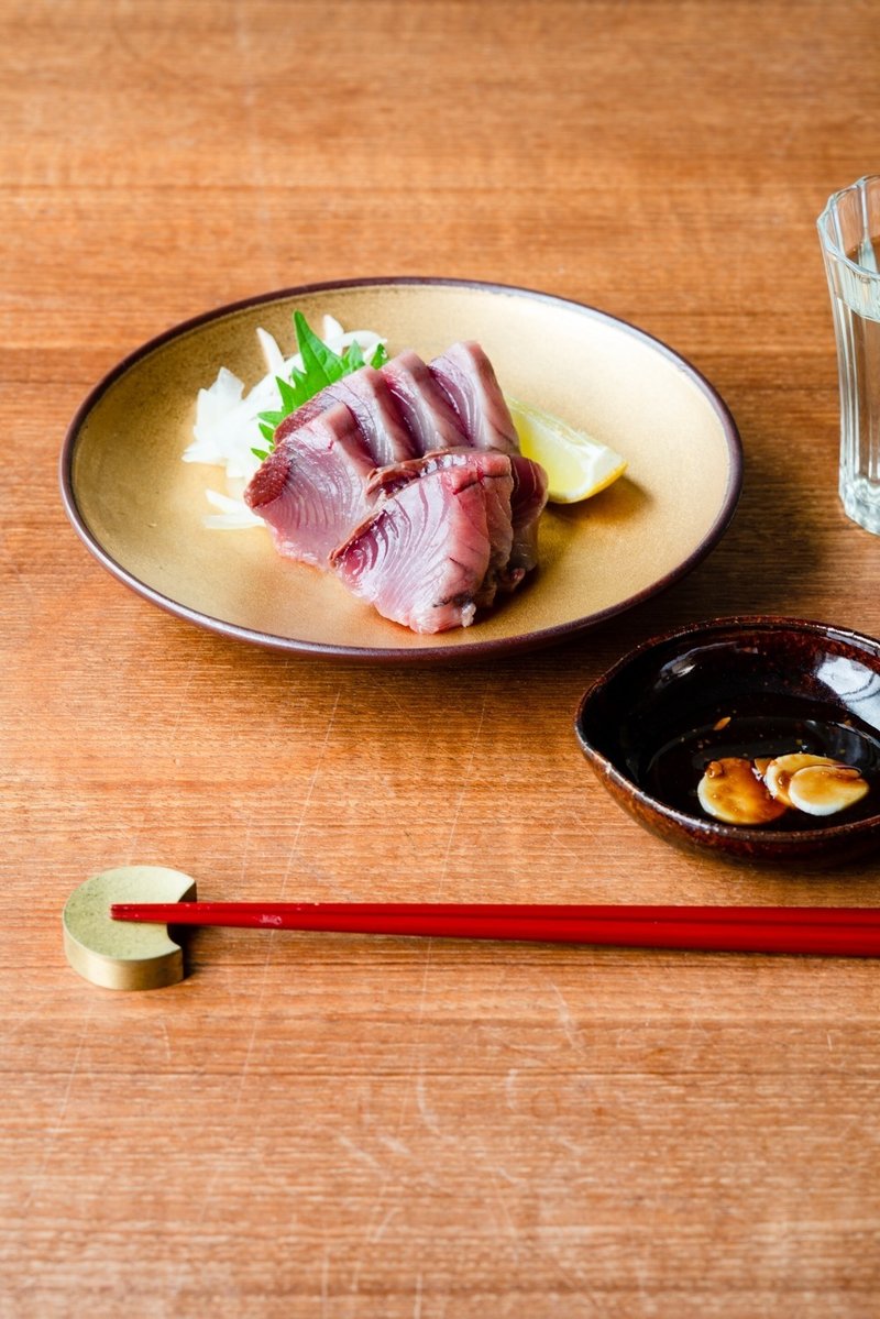 かつお専用 にんにく味噌しょうゆだれで食べる かつおのお刺身 Reizoko Ni Almonde 冷蔵庫にあるもんで Note