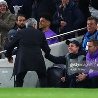 ポルトガル人サッカー監督ジョゼ モウリーニョから学ぶ次世代リーダーシップ論 Yuta Saito Note ポルトガル人サッカー監督ジョゼ モウリーニョから学ぶ次世代リーダーシップ論 Yuta Saito Note