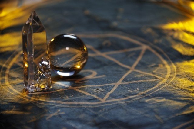 個人鑑定 11月から再始動しますっ 乞う ご期待くださいませ なえさん 神話学の魔女 博士 文学 エッセイスト メメント モリ Ws 公認講師 Note