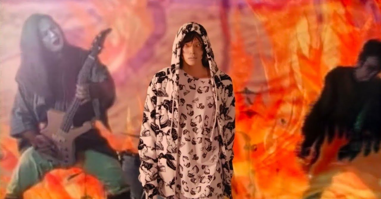 ファッションブランド Ikumiがハードロックバンド 人間椅子とコラボ 異色すぎる共演には コンセプトの融合があった Evening 本気で遊ぼう 音楽で Note ファッションブランド Ikumiがハードロックバンド 人間椅子とコラボ 異色すぎる共演には コンセプトの融合があった Evening 本気で遊ぼう 音楽で Note