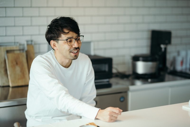 仕事にきびしく 環境はホワイトに 京都のデザイン会社マーブルのお作法 Marble Co Note