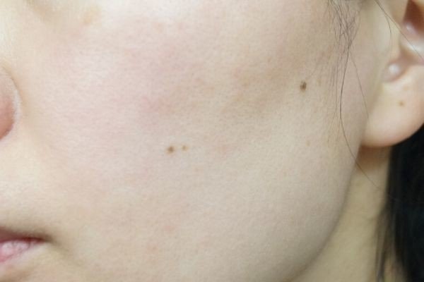 エトヴォスとトゥヴェールのミネラルファンデを比較 毛穴落ちは カバー力は 美容ライターまめ Note