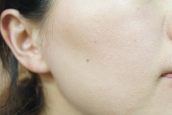 エトヴォスとトゥヴェールのミネラルファンデを比較 毛穴落ちは カバー力は 美容ライターまめ Note