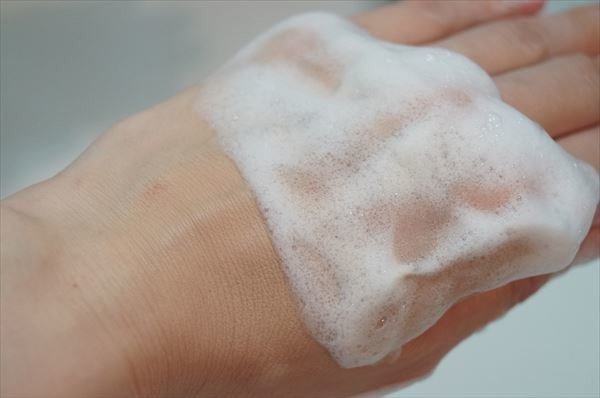 エトヴォスとトゥヴェールのミネラルファンデを比較 毛穴落ちは カバー力は 美容ライターまめ Note