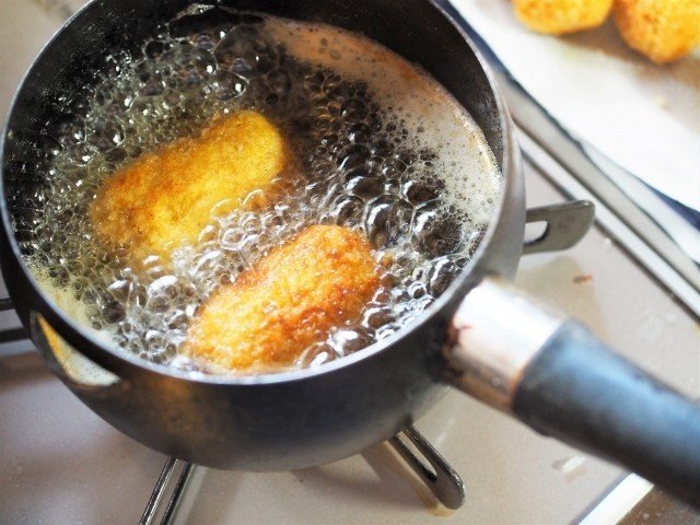 揚げ物初心者さんのための４つのコツ カメラを止めるな 揚げ物から逃げるな ペコリッチ Note