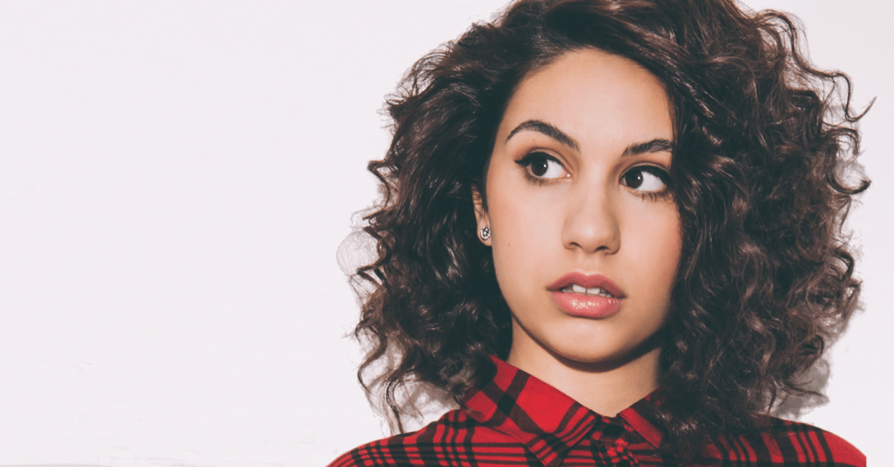 アレッシア・カーラ直筆サイン入り超大型写真…Alessia Cara… Alessia Cara」のアルバム一覧 【dミュージック】2000465202
