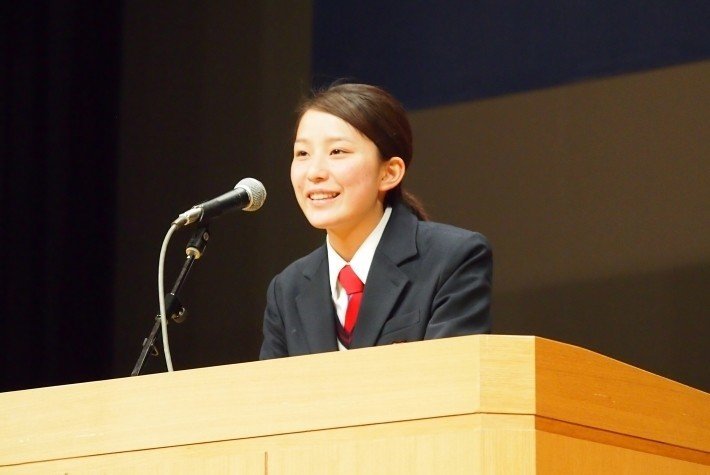 高校生が自ら問いを立て 7分間 で自己表現する日本語競技を全国に広めたい 弁論大会レポート 髙松 瑞樹 弁論ガール Note 高校生が自ら問いを立て 7分間 で自己表現する日本語競技を全国に広めたい 弁論大会レポート 髙松 瑞樹 弁論ガール Note