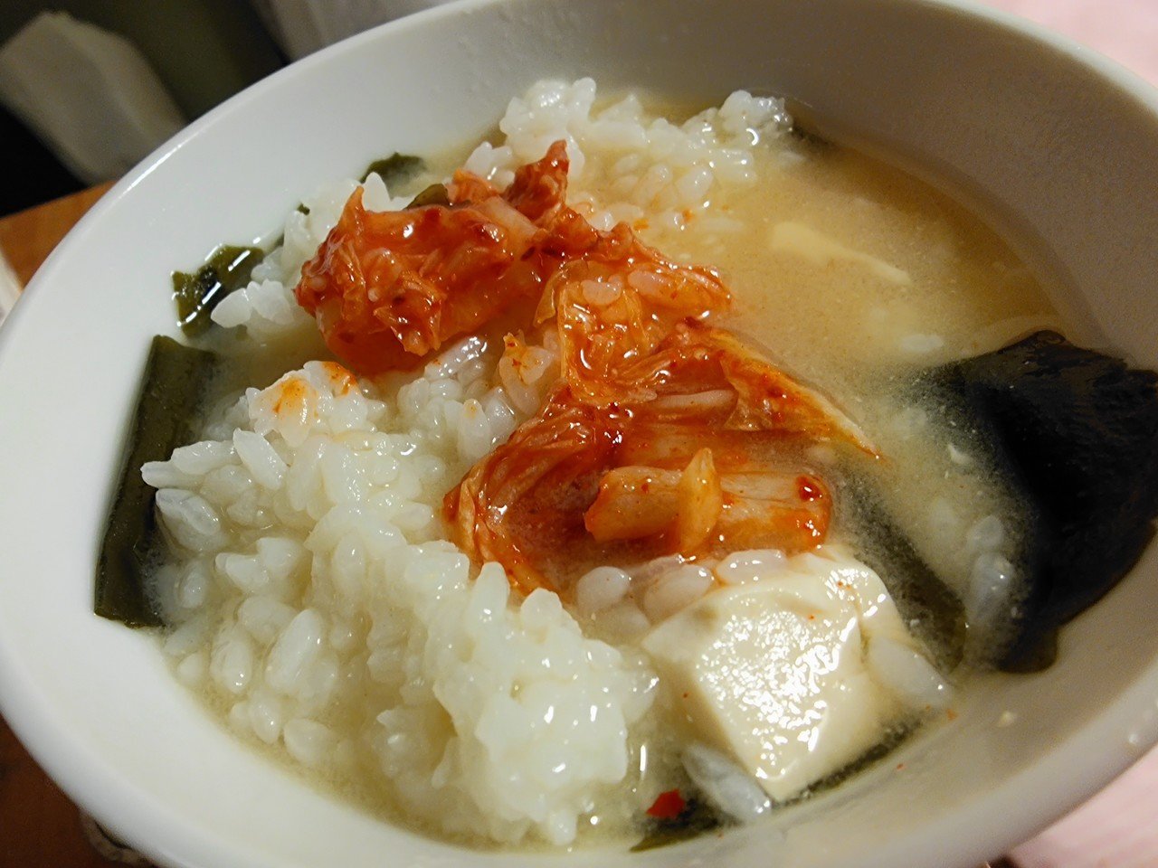今日の夜食です たくあんがないのでキムチ入れてみました笑中々いけますよ ゆきみ 栄養学勉強中 Note 今日の夜食です たくあんがないのでキムチ入れてみました笑中々いけますよ ゆきみ 栄養学勉強中 Note