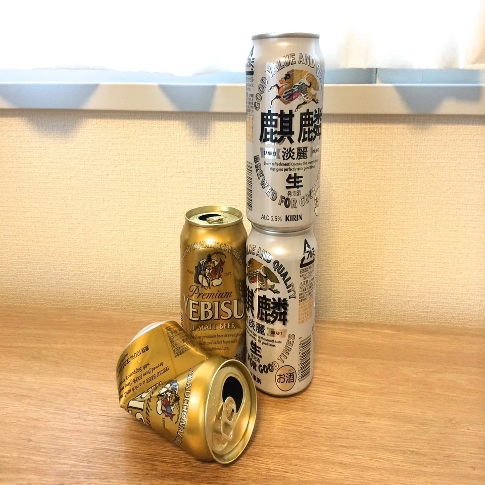 コップで生け花005（ビール缶）｜後藤グミ
