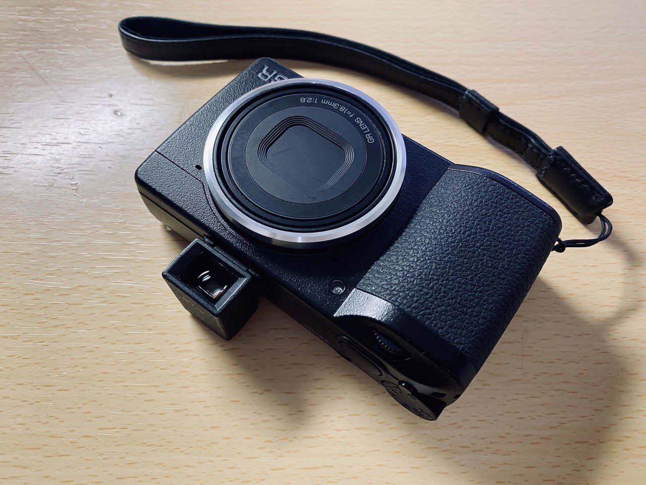 光学ビューファインダー「GV-2」をGRⅢに取り付けてみた｜tmutoh