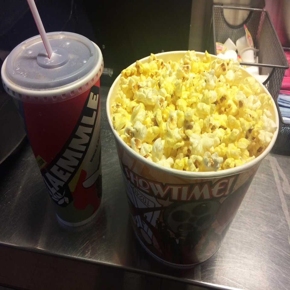 シン ゴジラに見る日本とアメリカ 石松 拓人 Note