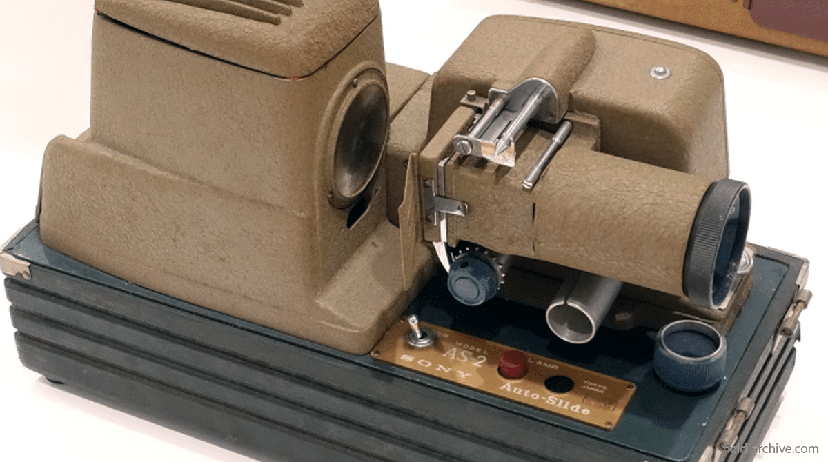 スライド映写機をトーキー化！ 既存技術の融合から生まれた
