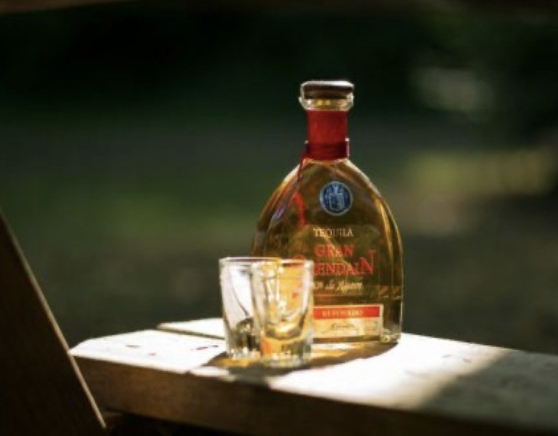 希少　プレミアムテキーラ　Rey Sol　レイソル エクストラアネホ 750ml テキーラ・レイソル Rey Sol - メルカリ