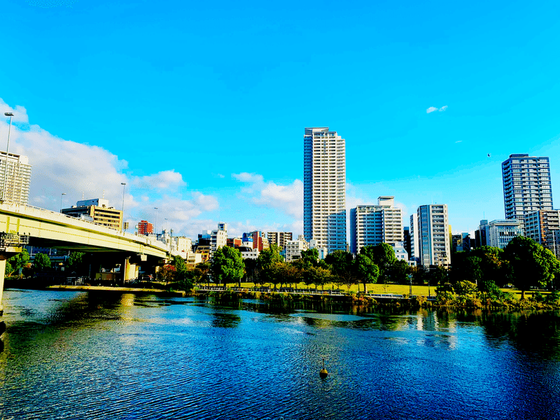 北浜の朝