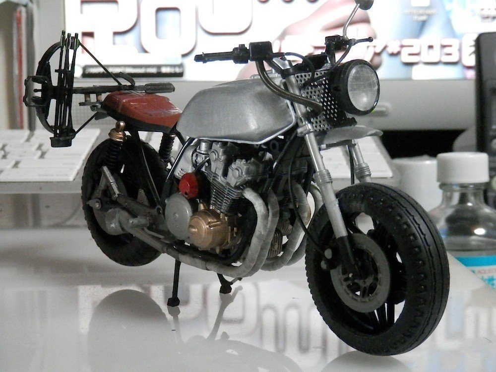 ダリルの新しいバイクを作る｜若狭たけし【漫画家】