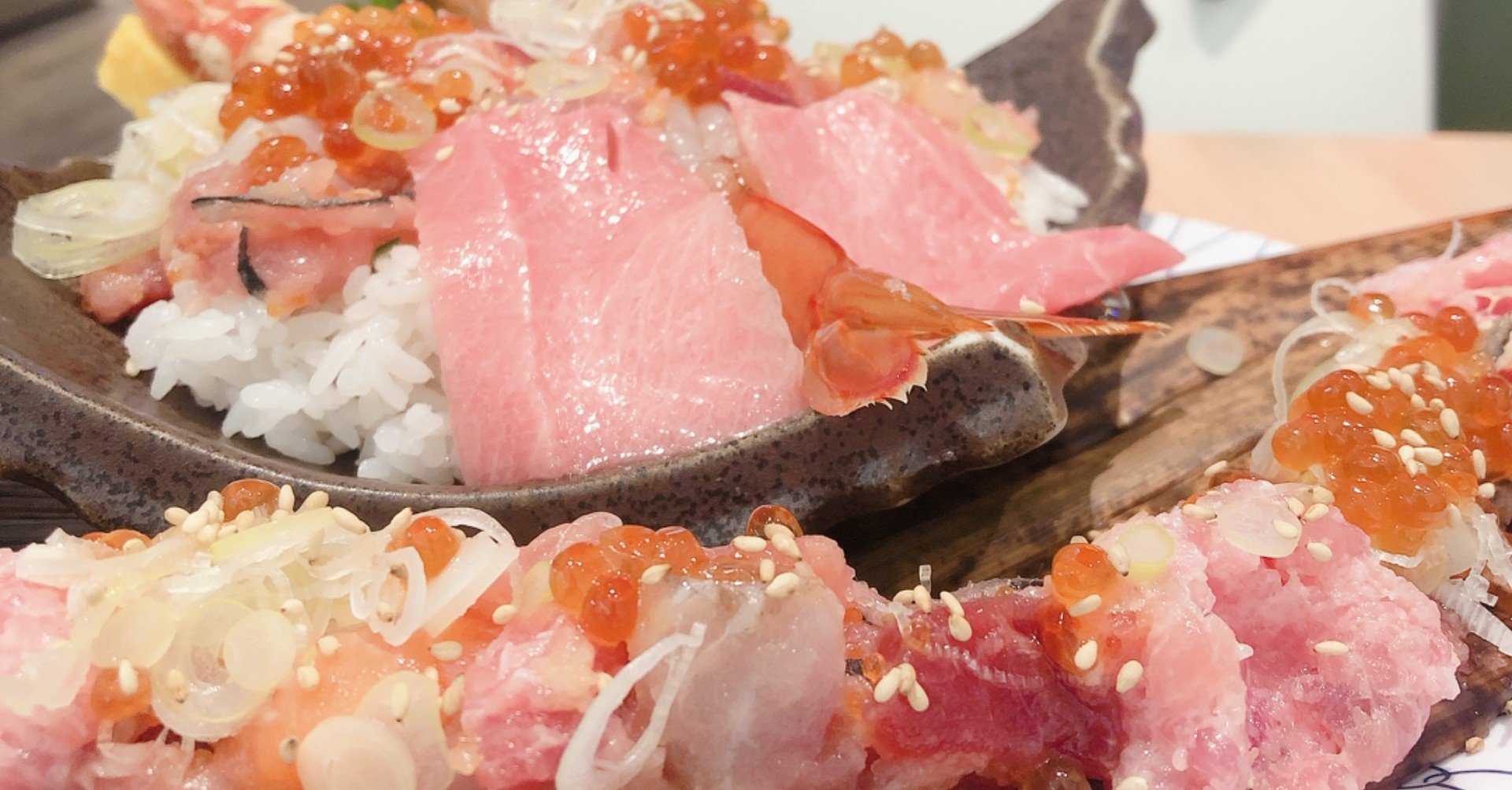 デカ盛りインスタ映え海鮮丼で有名な 野口鮮魚店 オカランガイド Note