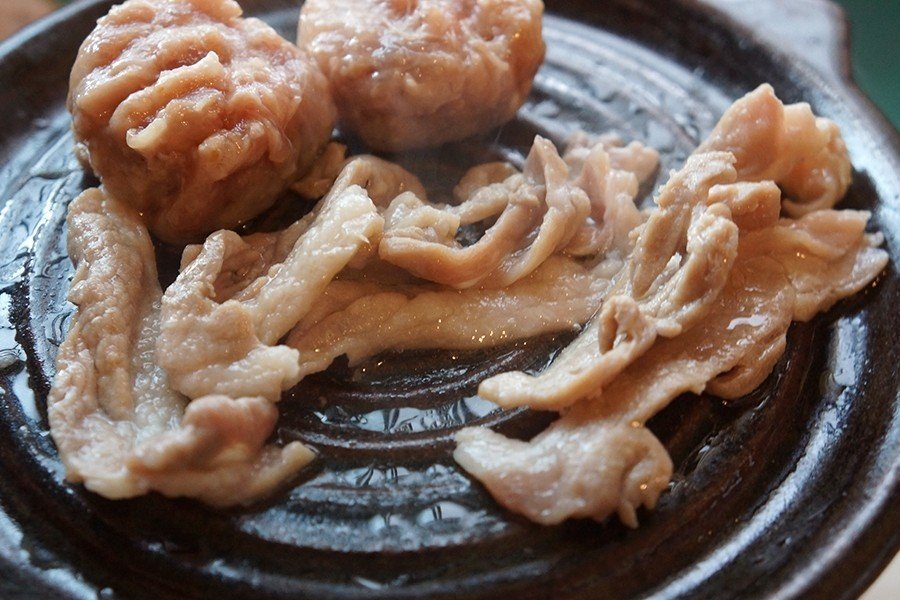 自室でこっそり鴨ネギ陶板焼き｜パリッコの「つつまし酒」#81｜光文社新書